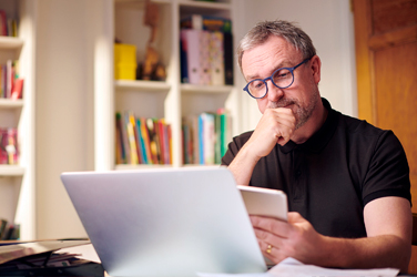 Descubra los consejos de los expertos de OCU Fincas y Casas para ahorrar impuestos.